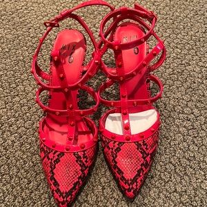 Mix No. 6 Liraven pumps